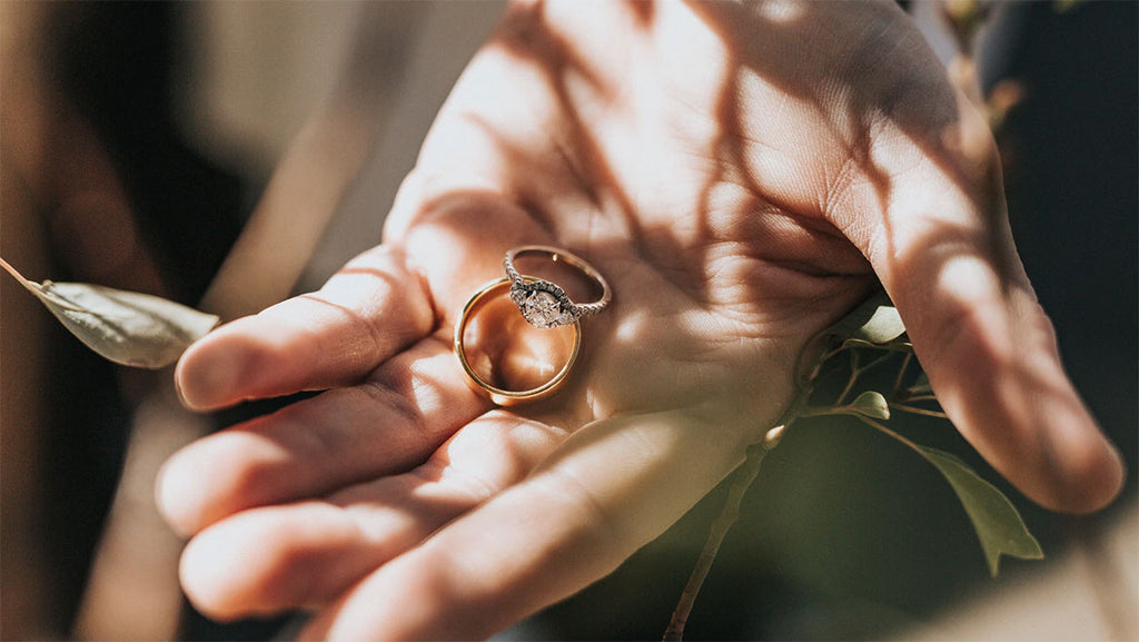 Matching Necklace with your Wedding Dress