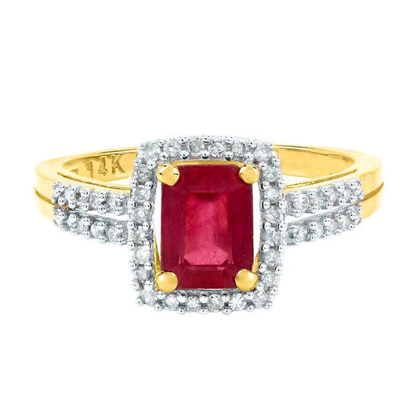 Diamond Ring in 14K Yellow Gold
